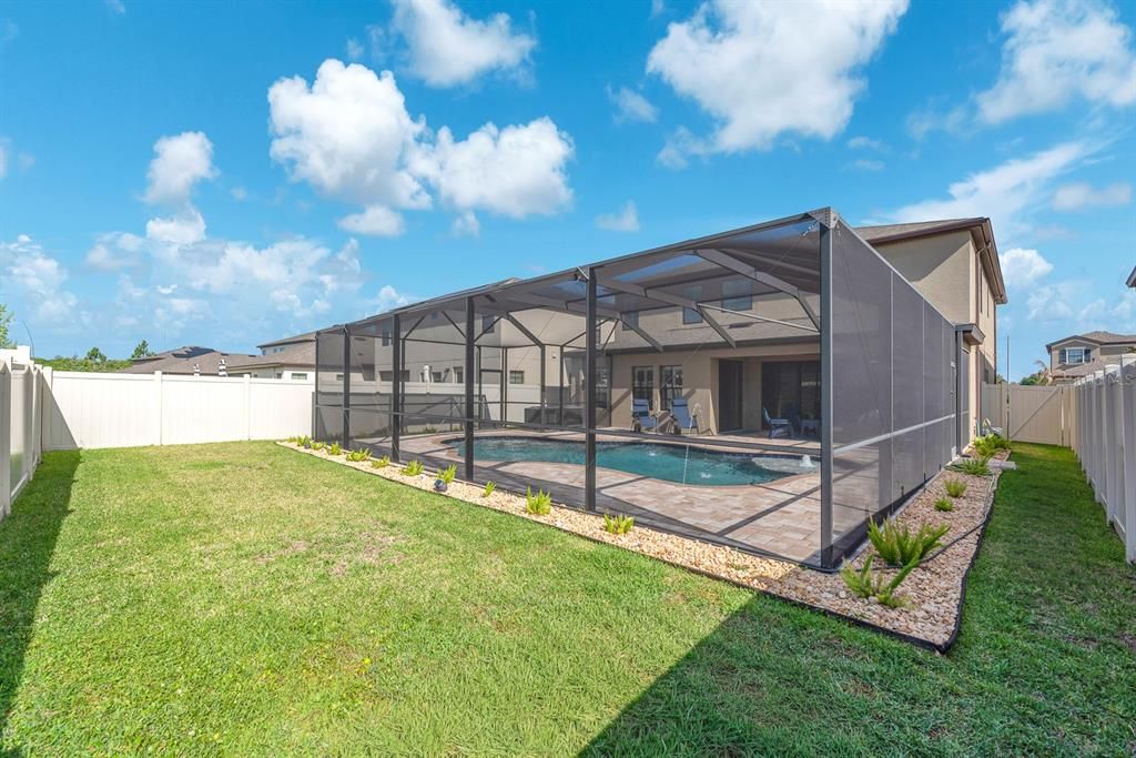 Activo con contrato: $700,000 (5 camas, 3 baños, 3441 Pies cuadrados)