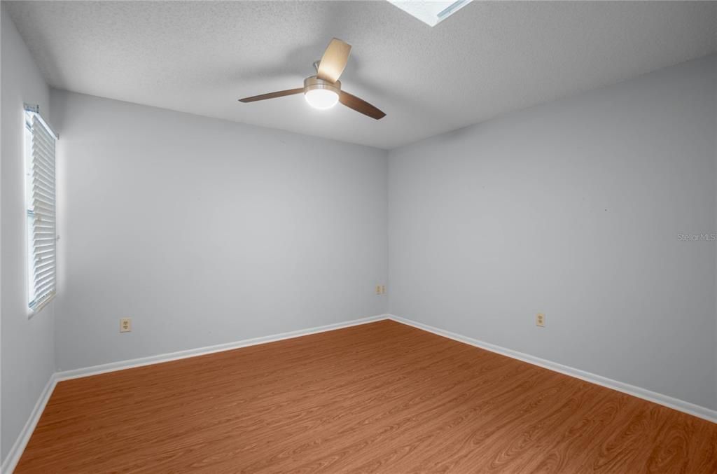 Activo con contrato: $185,000 (2 camas, 2 baños, 1190 Pies cuadrados)