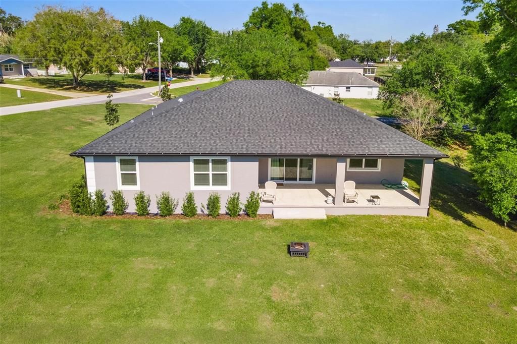En Venta: $469,900 (3 camas, 2 baños, 2210 Pies cuadrados)
