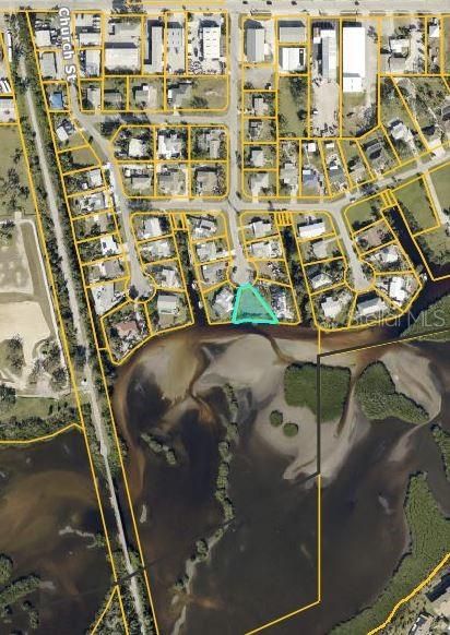 En Venta: $375,000 (0.19 acres)