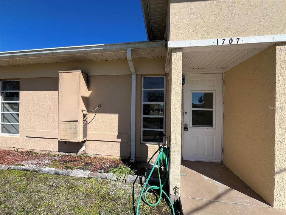 For Rent: $1,075 (1 beds, 1 baths, 648 Square Feet)