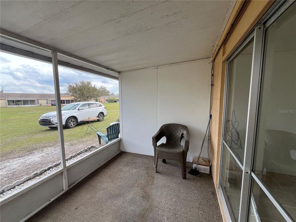For Rent: $1,075 (1 beds, 1 baths, 648 Square Feet)