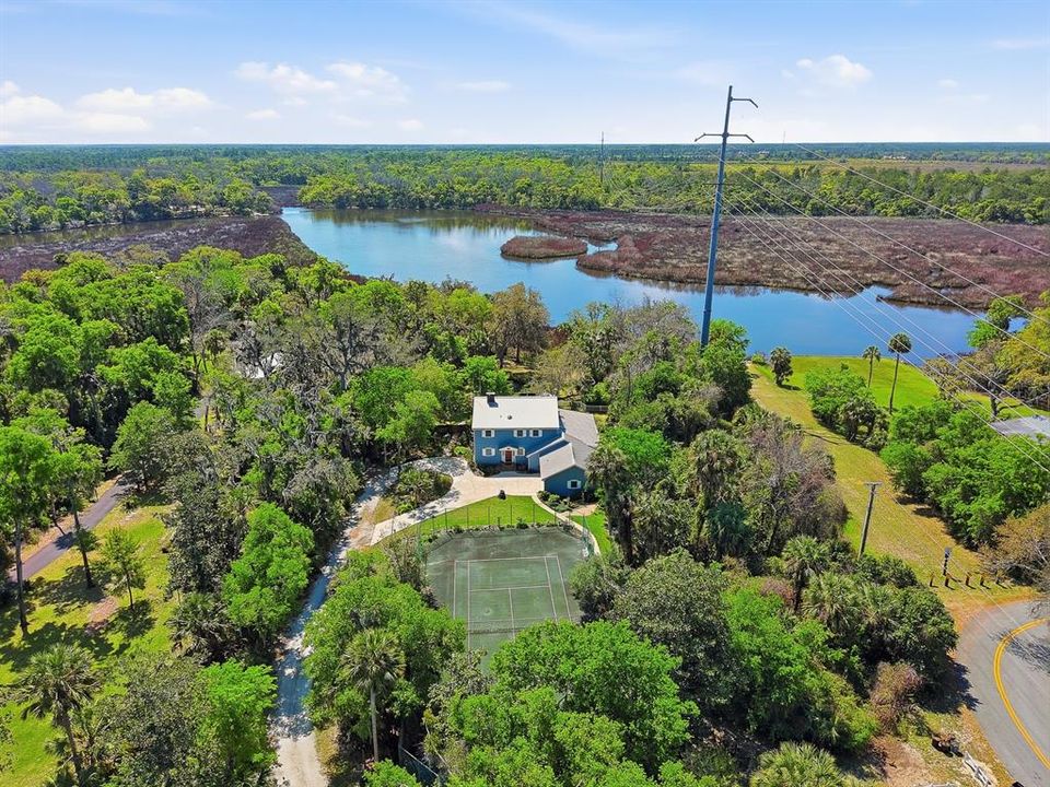 For Sale: $1,399,000 (4 beds, 3 baths, 3740 Square Feet)