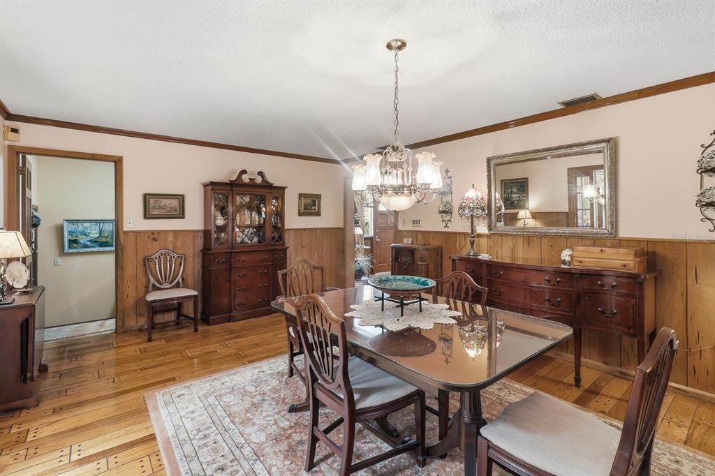 For Sale: $1,399,000 (4 beds, 3 baths, 3740 Square Feet)