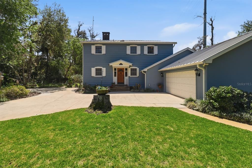 For Sale: $1,399,000 (4 beds, 3 baths, 3740 Square Feet)