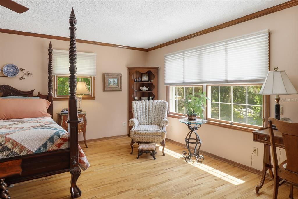 For Sale: $1,399,000 (4 beds, 3 baths, 3740 Square Feet)