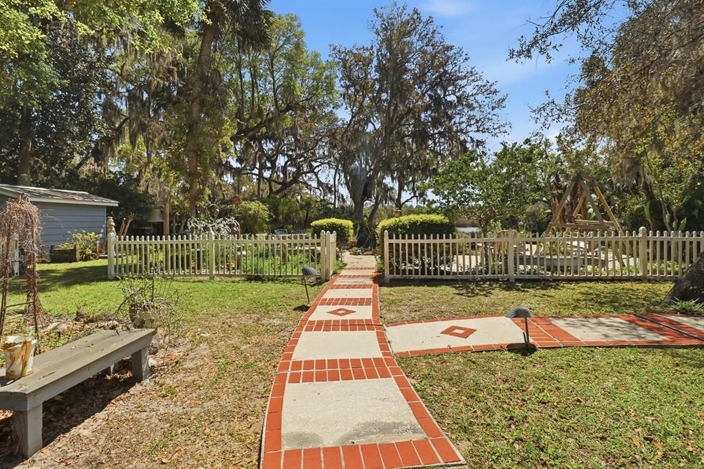 For Sale: $1,399,000 (4 beds, 3 baths, 3740 Square Feet)
