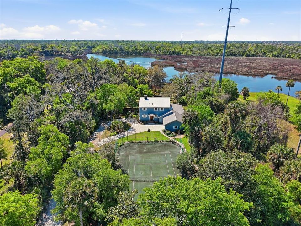 For Sale: $1,399,000 (4 beds, 3 baths, 3740 Square Feet)