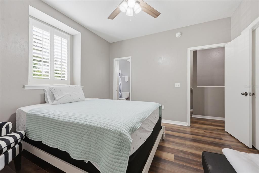 En Venta: $244,900 (3 camas, 3 baños, 1629 Pies cuadrados)