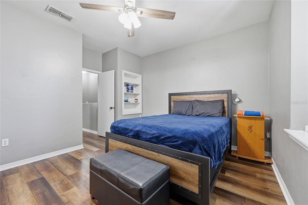 En Venta: $244,900 (3 camas, 3 baños, 1629 Pies cuadrados)