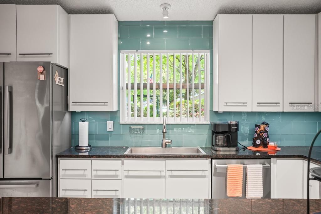 Activo con contrato: $479,000 (3 camas, 2 baños, 1596 Pies cuadrados)