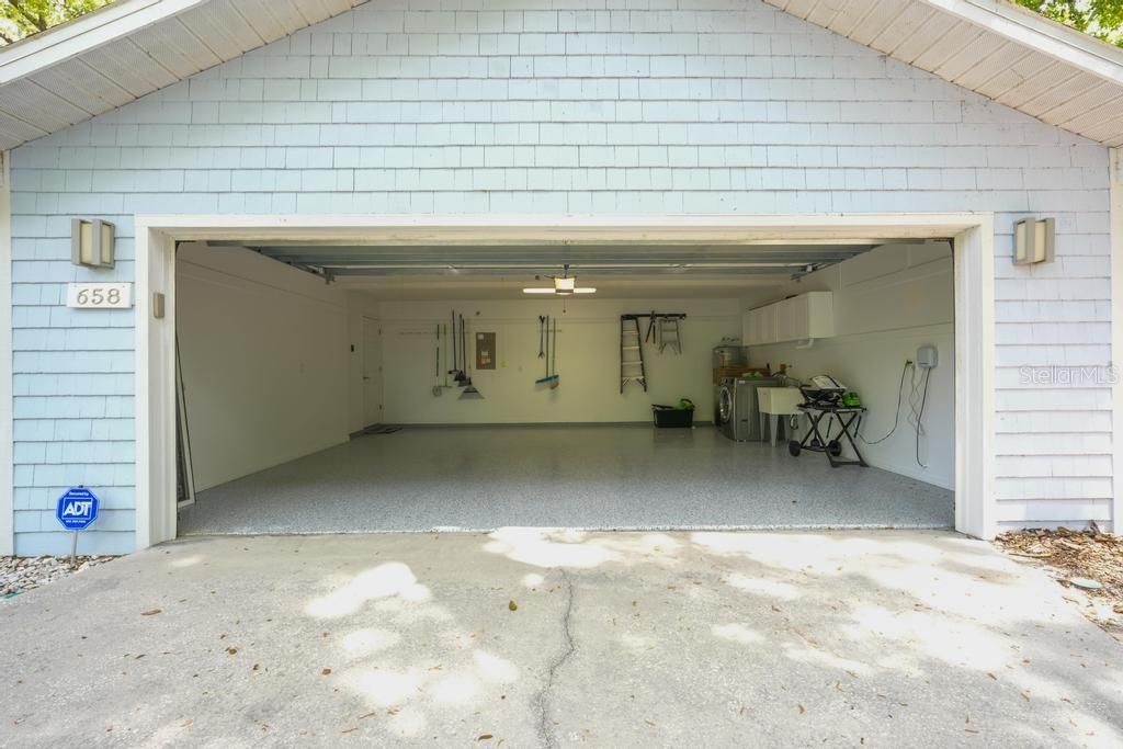 Activo con contrato: $479,000 (3 camas, 2 baños, 1596 Pies cuadrados)