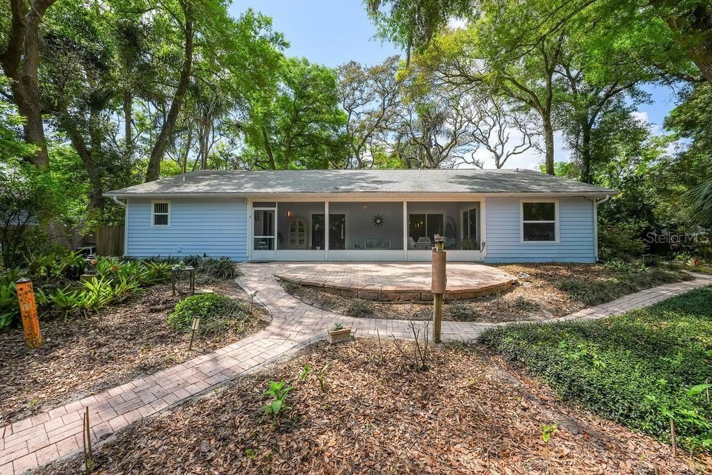Activo con contrato: $479,000 (3 camas, 2 baños, 1596 Pies cuadrados)