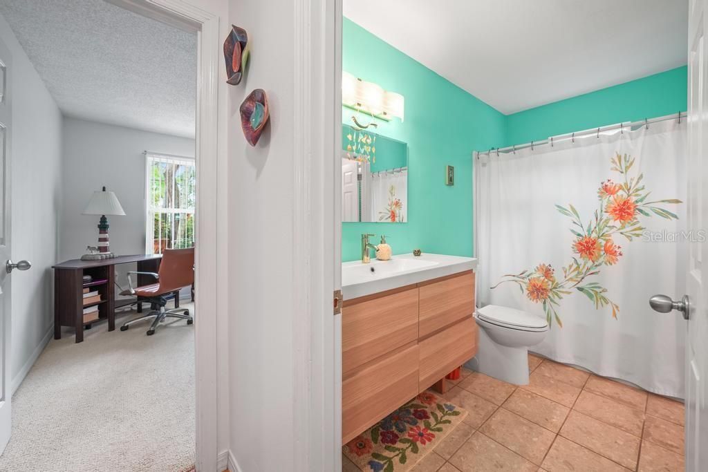 Activo con contrato: $479,000 (3 camas, 2 baños, 1596 Pies cuadrados)