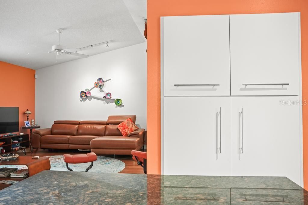 Activo con contrato: $479,000 (3 camas, 2 baños, 1596 Pies cuadrados)
