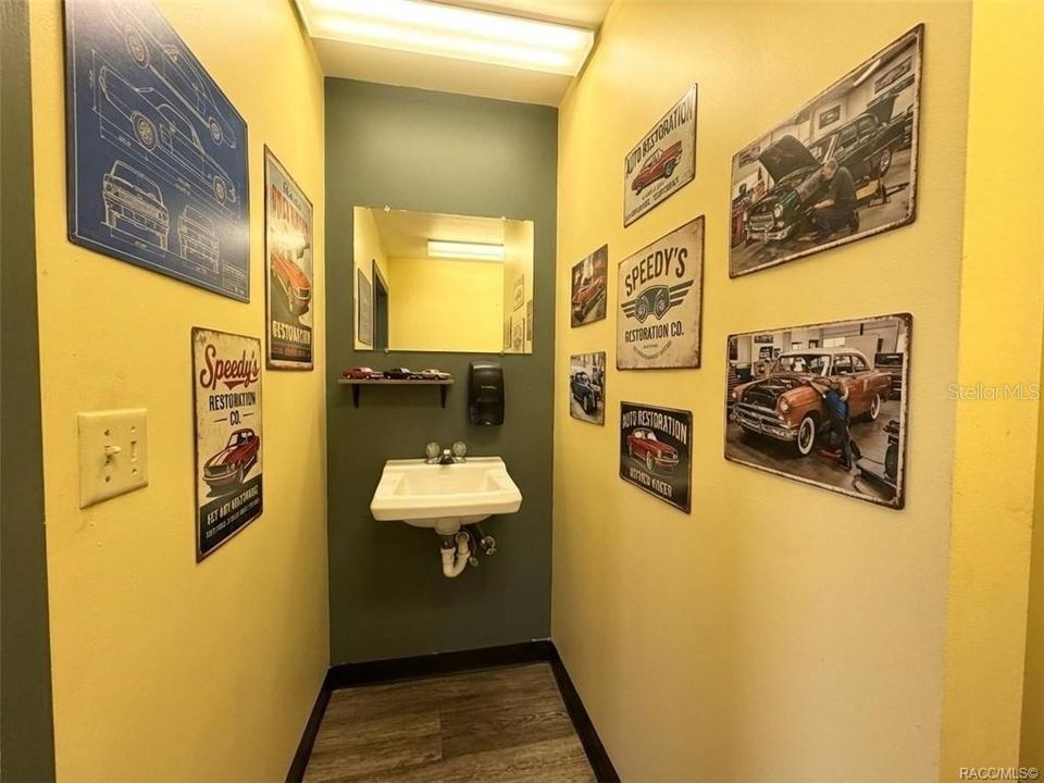 En Venta: $459,900 (0 camas, 0 baños, 3000 Pies cuadrados)