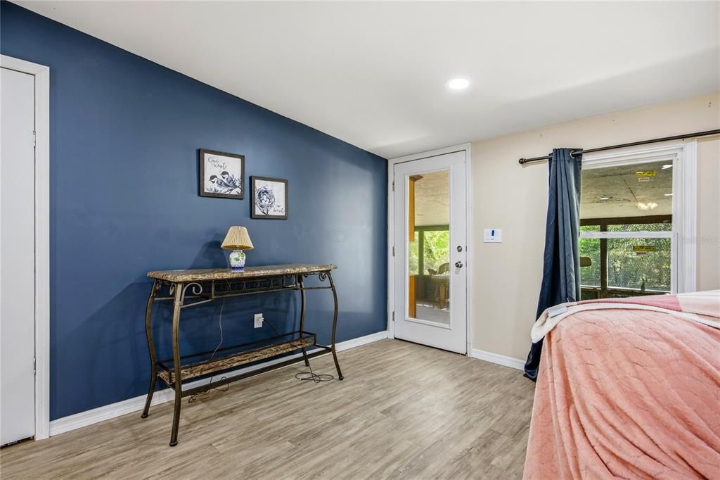 На продажу: $235,000 (4 спален, 2 ванн, 1820 Квадратных фут)