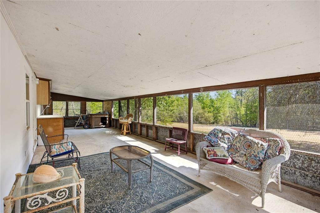 На продажу: $235,000 (4 спален, 2 ванн, 1820 Квадратных фут)