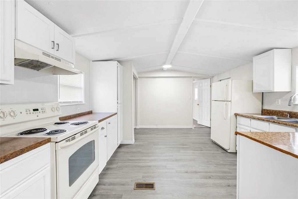 En Venta: $125,000 (3 camas, 2 baños, 912 Pies cuadrados)