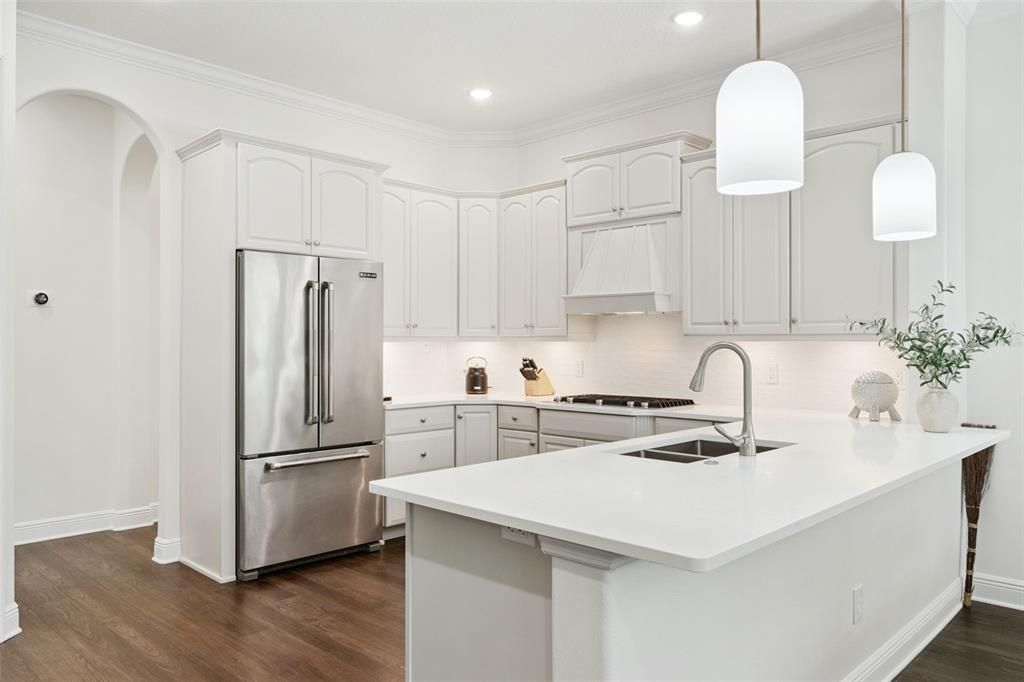 For Sale: $1,900,000 (4 beds, 4 baths, 3196 Square Feet)