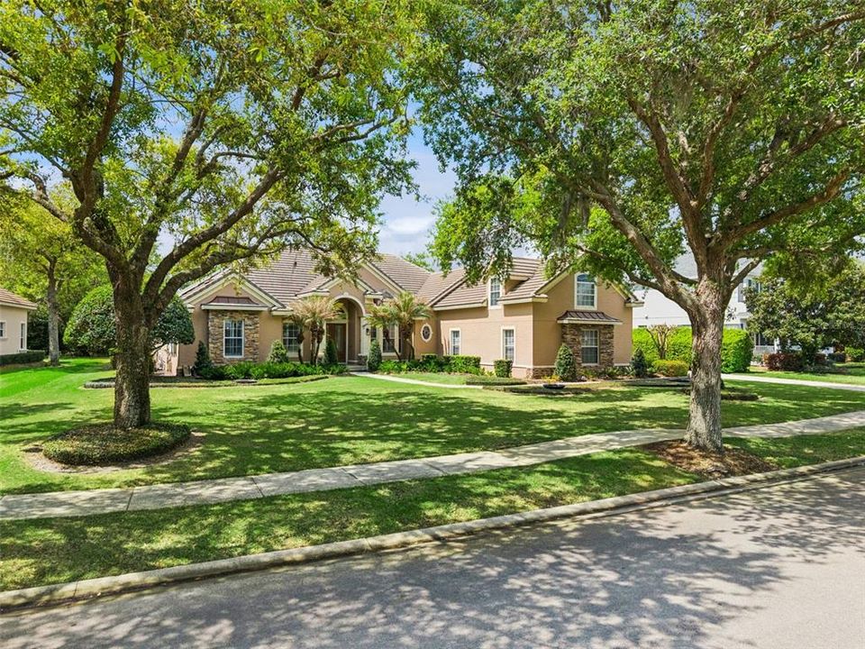 For Sale: $1,900,000 (4 beds, 4 baths, 3196 Square Feet)
