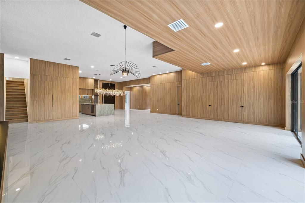 For Sale: $2,750,000 (5 beds, 6 baths, 4373 Square Feet)