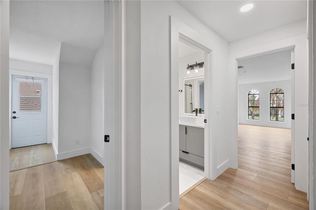 For Sale: $2,750,000 (5 beds, 6 baths, 4373 Square Feet)