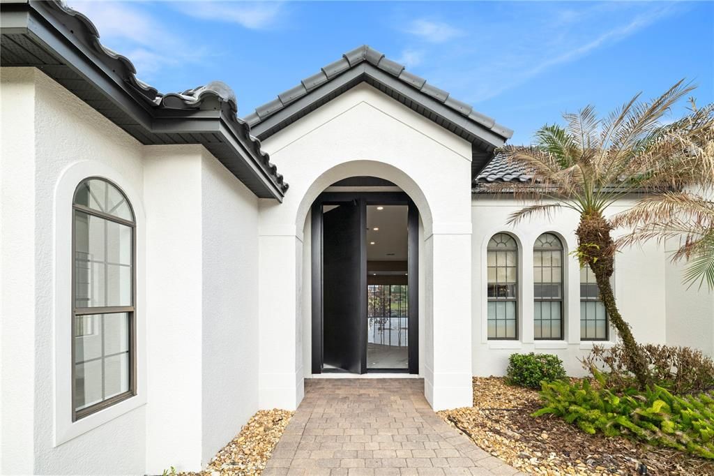 For Sale: $2,750,000 (5 beds, 6 baths, 4373 Square Feet)