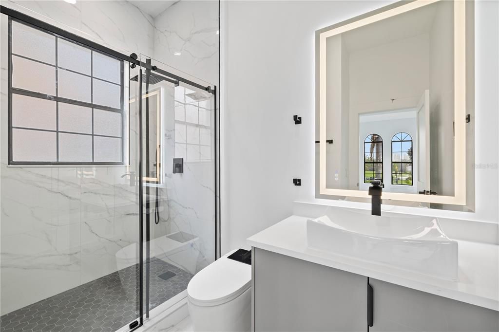For Sale: $2,750,000 (5 beds, 6 baths, 4373 Square Feet)