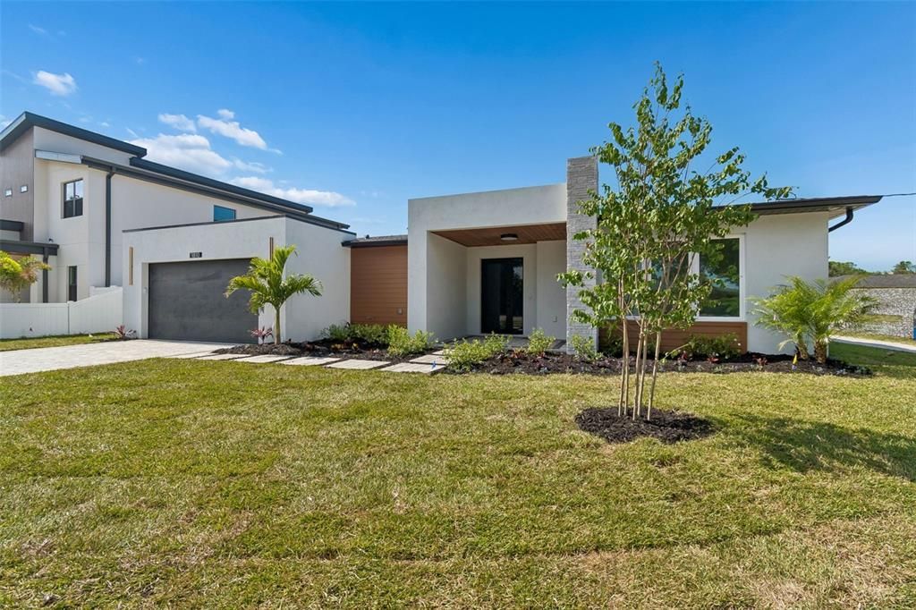 На продажу: $899,900 (4 спален, 3 ванн, 2331 Квадратных фут)