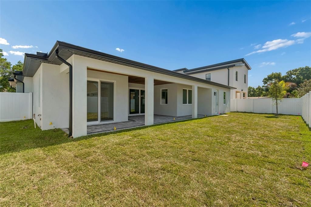 На продажу: $899,900 (4 спален, 3 ванн, 2331 Квадратных фут)