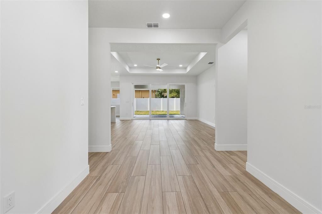 На продажу: $899,900 (4 спален, 3 ванн, 2331 Квадратных фут)