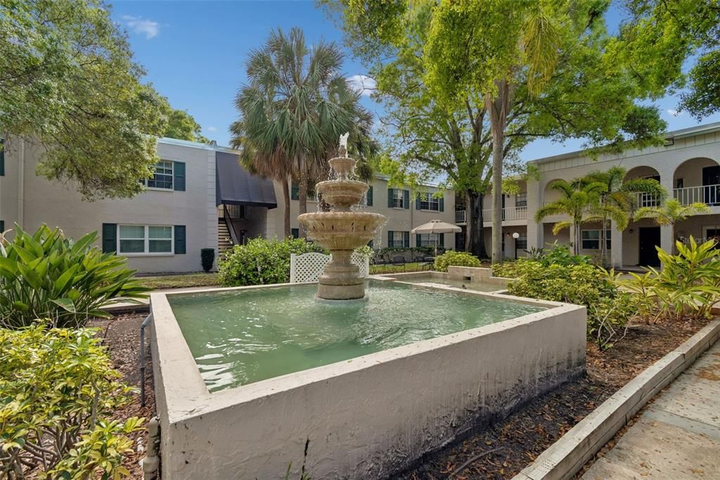 For Sale: $168,500 (2 beds, 1 baths, 1000 Square Feet)