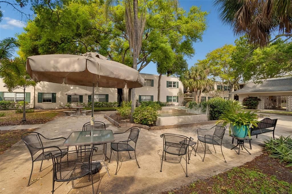 For Sale: $168,500 (2 beds, 1 baths, 1000 Square Feet)