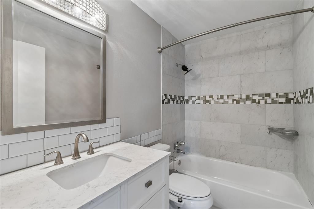 For Sale: $168,500 (2 beds, 1 baths, 1000 Square Feet)