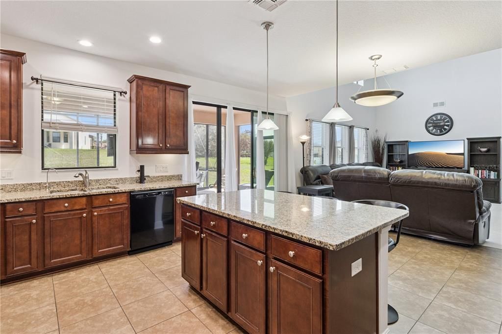 For Sale: $570,000 (4 beds, 3 baths, 3325 Square Feet)
