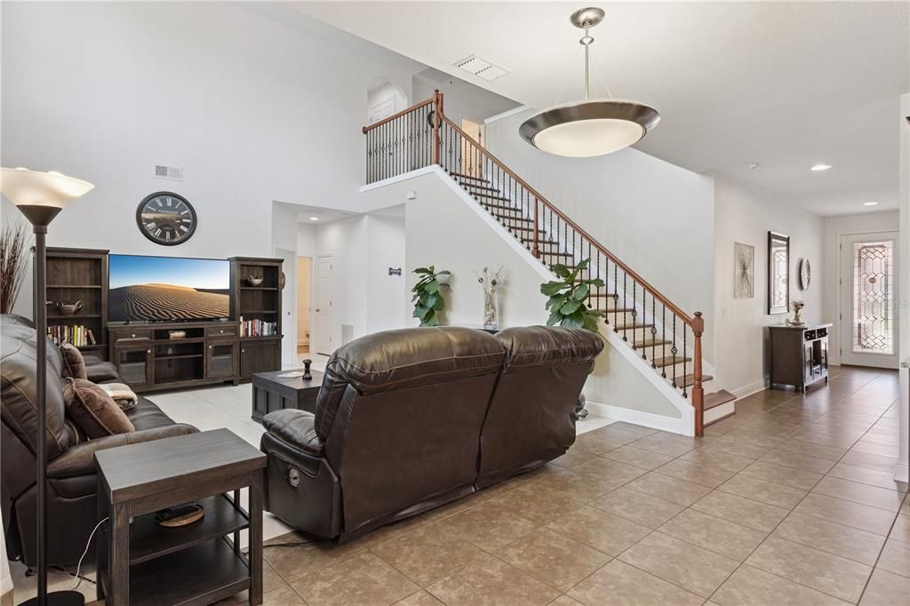 For Sale: $570,000 (4 beds, 3 baths, 3325 Square Feet)