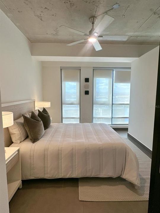 For Rent: $3,200 (1 beds, 1 baths, 742 Square Feet)