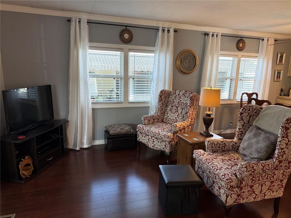 En Venta: $119,900 (2 camas, 2 baños, 1008 Pies cuadrados)