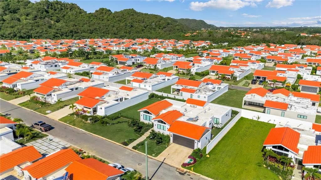 На продажу: $2,797,000 (4 спален, 4 ванн, 4000 Квадратных фут)