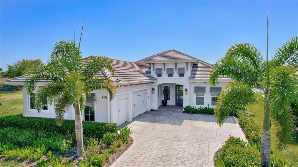 For Sale: $1,925,000 (4 beds, 3 baths, 2989 Square Feet)