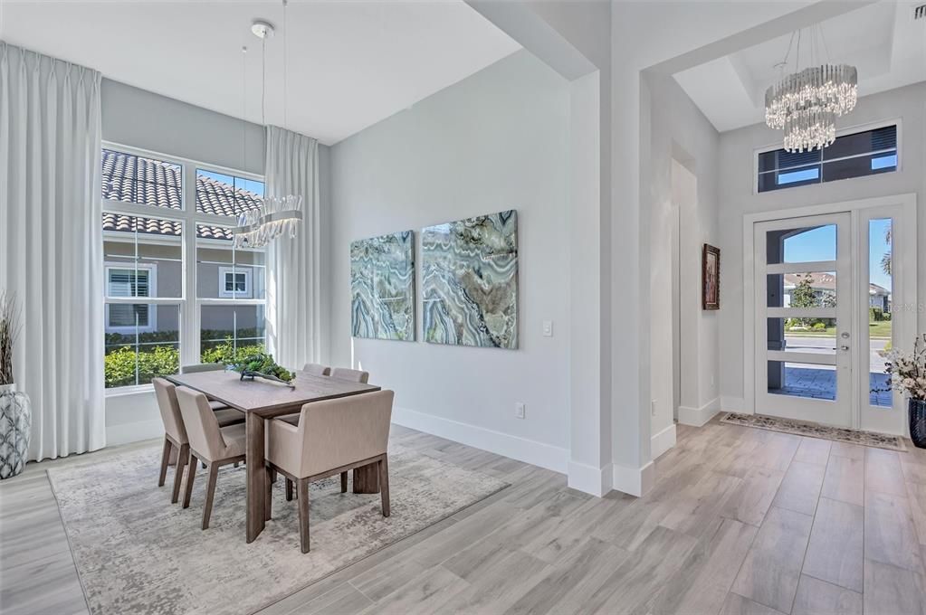 For Sale: $1,925,000 (4 beds, 3 baths, 2989 Square Feet)