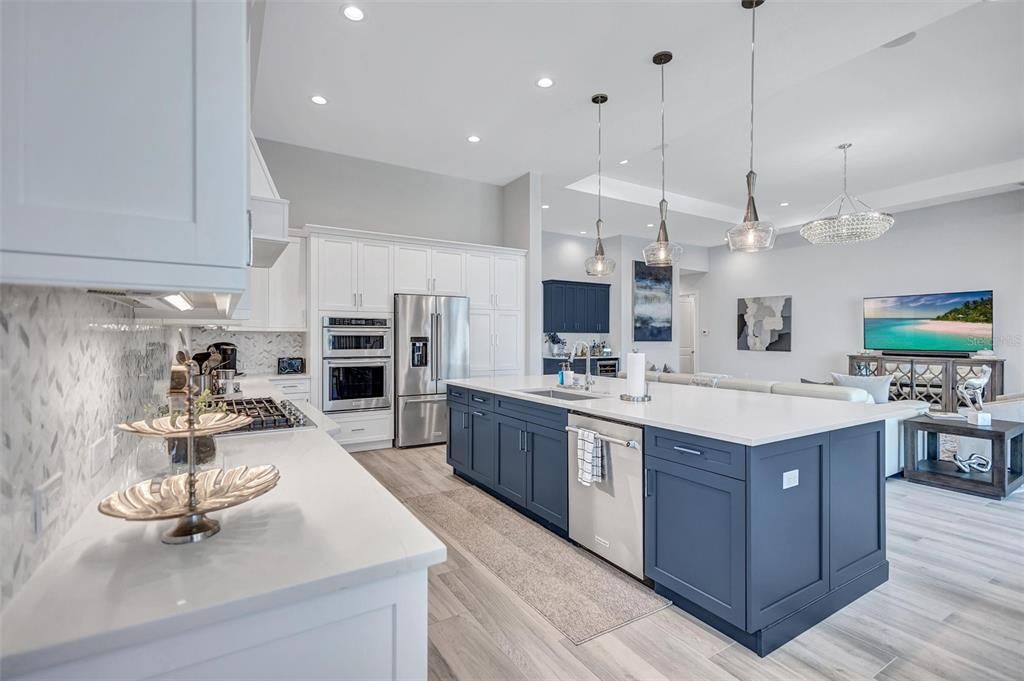 For Sale: $1,925,000 (4 beds, 3 baths, 2989 Square Feet)