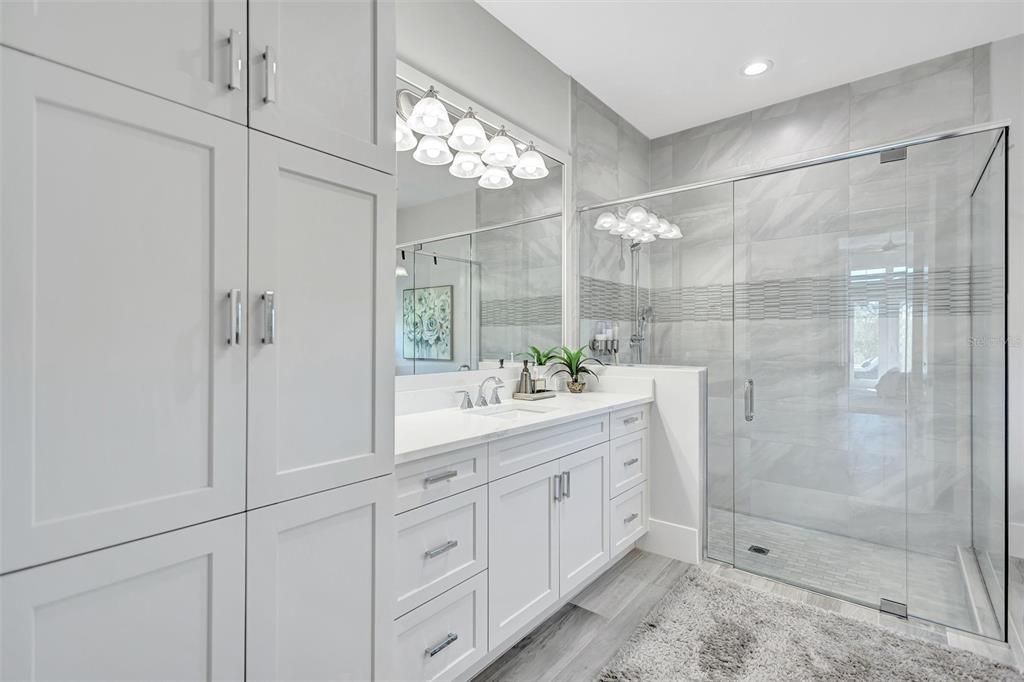 For Sale: $1,925,000 (4 beds, 3 baths, 2989 Square Feet)
