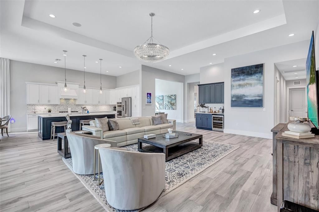 For Sale: $1,925,000 (4 beds, 3 baths, 2989 Square Feet)