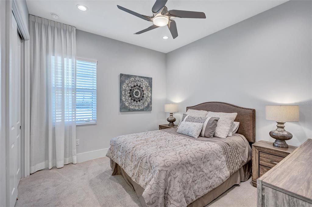 For Sale: $1,925,000 (4 beds, 3 baths, 2989 Square Feet)