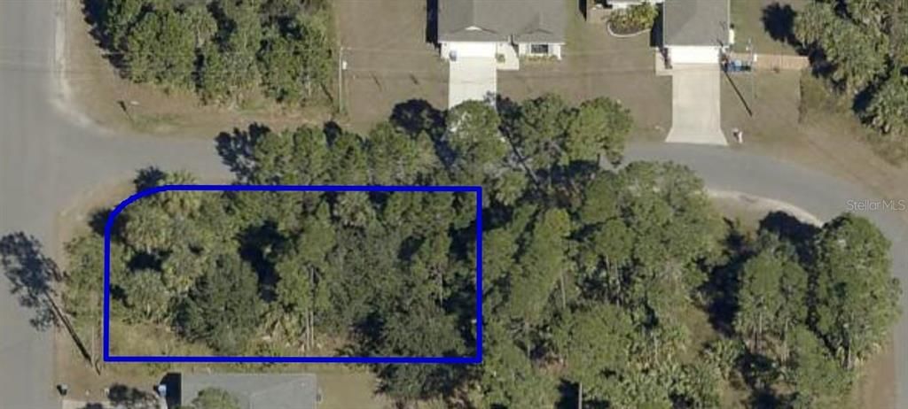 待售: $52,000 (0.26 acres)