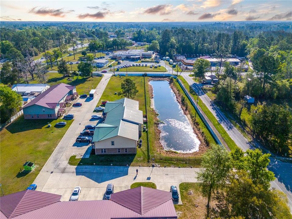 На продажу: $225,000 (3 спален, 2 ванн, 1680 Квадратных фут)