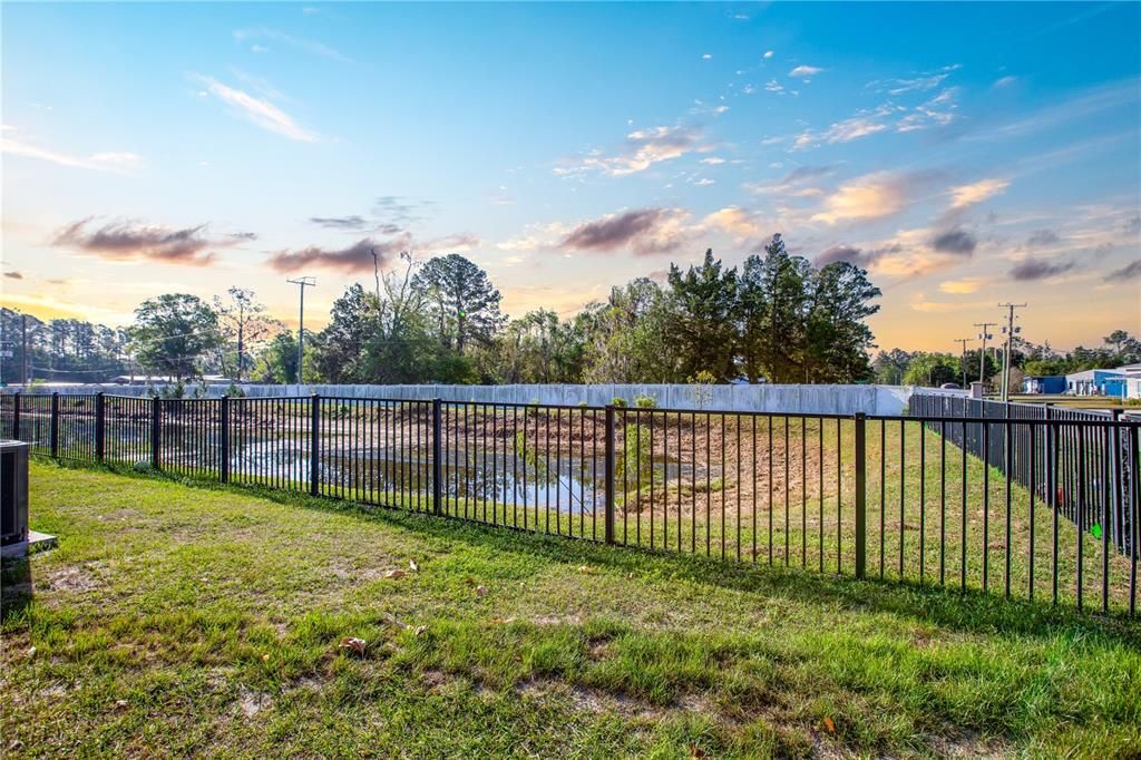 На продажу: $225,000 (3 спален, 2 ванн, 1680 Квадратных фут)