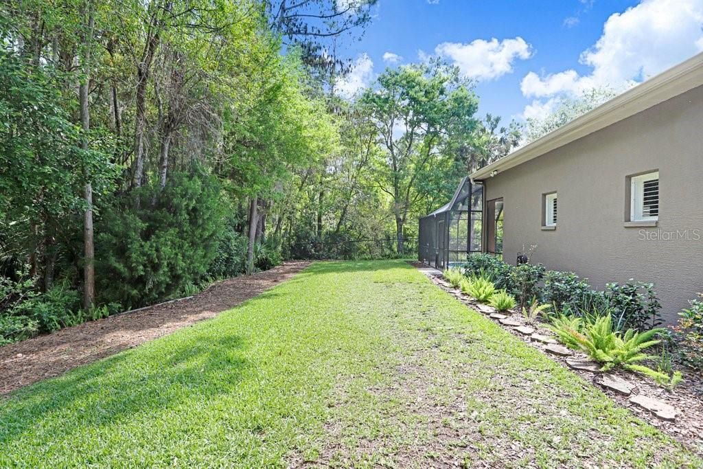 Activo con contrato: $1,050,000 (4 camas, 3 baños, 3272 Pies cuadrados)